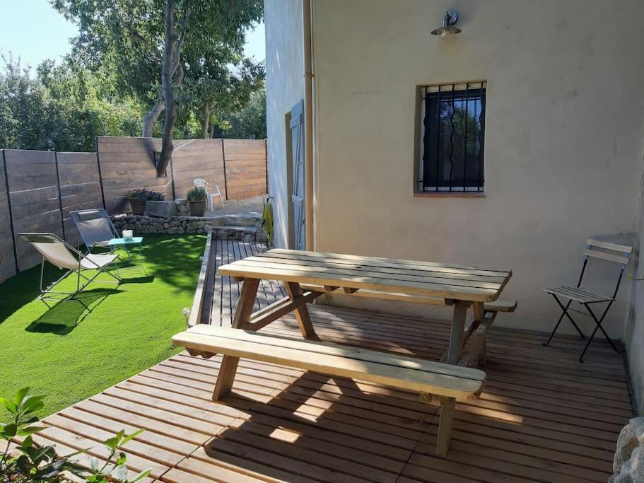 Gite La Quille - Maison De Hameau En Provence Pour 4 Personnes Avec Jardin Privatif Vila Le Puy-Sainte-Réparade Exterior foto